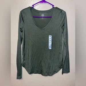 Long sleeve nwt shirt